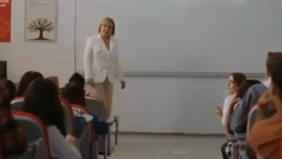 Unutulmaz sahne elden ele dolaşıyor | Ahlak yoksa adalet de yoktur. Adalet ve adil olma dersi