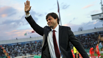 Ertuğrul Sağlam veda etti