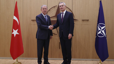 Bakan Hulusi Akar NATO Genel Sekreteri Stoltenberg ile görüştü