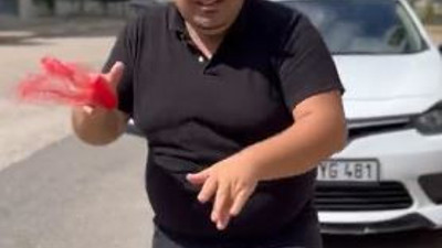 Şimdi de Sülü şarkısı çıktı. Vatandaş tey tey yapıyor