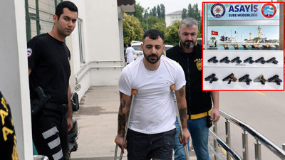 Bagajından 11 ruhsatsız tabanca çıktı! ‘Yolda buldum’ dedi…