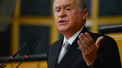 Mehmet Metiner Bülent Arınç kavgasında Devlet Bahçeli tarafını seçti