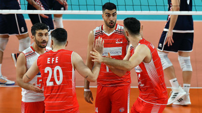 Efeler finalde kaybetti