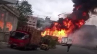 İstanbul Hadımköy'de fabrika yangını. Çok sayıda itfaiye ekibi sevk edildi