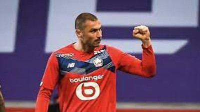 Burak Yılmaz 5 yıllık imzayı attı. İşte yeni durağı