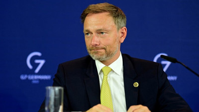 Almanya 'fosil yakıt yasasını' kabul etmeyeceğini duyurdu