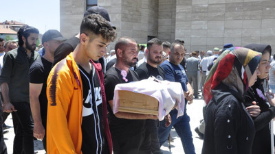 8 aylık bebeğe en acı veda