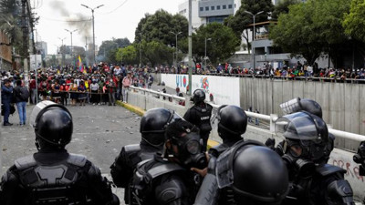 Ekvador'da yerli protestocular karakola saldırdı: 18 polis kayıp