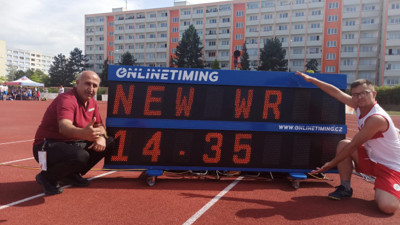 Helal olsun sana Emirhan. Özel Sporcular Down Atletizm ve Masa Tenisi Dünya Şampiyonası'nda rekor kırdı