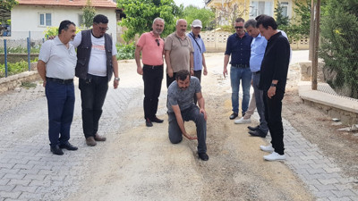 İYİ Parti'den Banaz'daki bozuk yollar için Belediye Başkanı Arpacı'ya acil çağrı