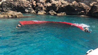 Deniz polisinden Türk bayrağı operasyonu