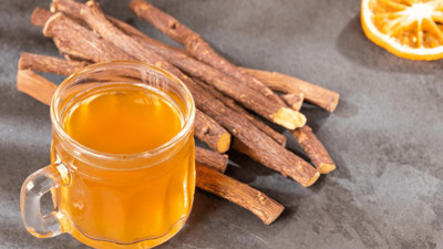 İçine buz atıp içince klima etkisi yapıyor. Sivilceleri yok ediyor. Ülseri ve gastriti bitiriyor