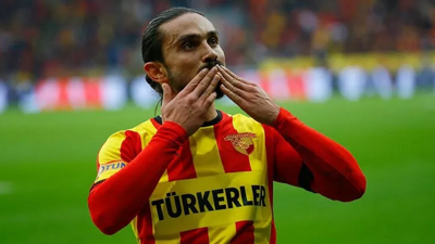 Halil Akbunar'ın yeni rotası belli oldu. 29 yaşındaki Göztepe kaptanı transfer için kararını verdi
