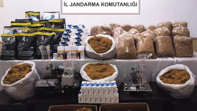 Trabzon'da kaçak sigara imalathanesine baskın