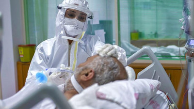 DSÖ Yetkilisi Nabarro: Birden fazla kez koronavirüse yakalananlar dikkat!