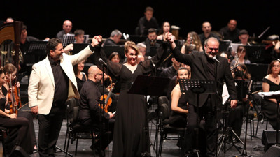 Senfoniden sezona veda