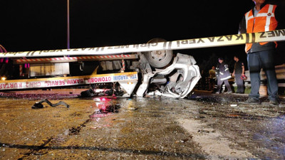 Çekiciyi çekmeye çalışan çekiciye çekici çarptı