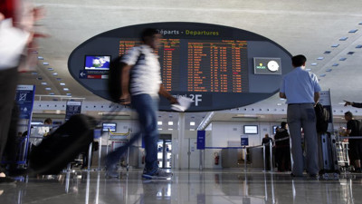 Fransa’da havalimanlarında grev krizi