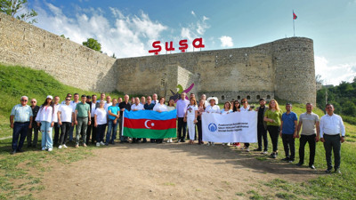 STK'lar Türk Dünyasının Kültür Başkenti Şuşa'yı ziyaret etti. Azhaber Medya Grubu Genel Yayın Yönetmeni Haydarlı: Şuşa yeniden diriltilecek