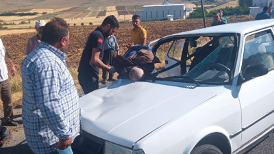 Elazığ’da yolun karşısına geçmeye çalışan yaya otomobil çarptı