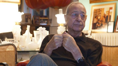 Yandaş Mehmet Barlas'tan "neler oluyor" dedirten sözler. "Zafer" narası atan AKP'lileri çok üzecek şeyler söyledi. Herkes başına taş mı düştü diye soruyor