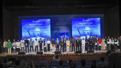 Şair Sezai Karakoç'un ''diriliş'' ruhu anlatıldı