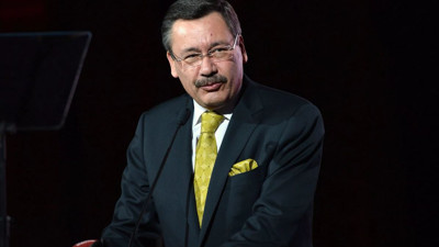 Melih Gökçek'i çok kızdıracak gönderme: Zeytinyağı rezervi bulduk