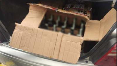 Aracının camındaki yazı bile yakalanmasına engel olamadı