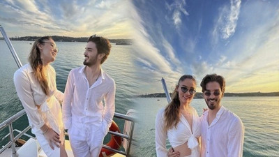Filenin sultanlarından Zehra Güneş sevgilisiyle fotoğrafını ''Hep ol yanımda'' notuyla paylaştı