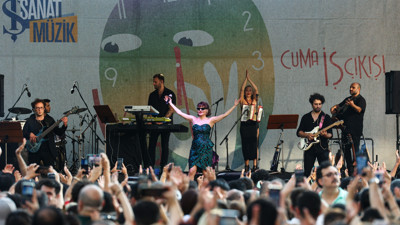 İş Çıkışı'nın son solisti Göksel oldu