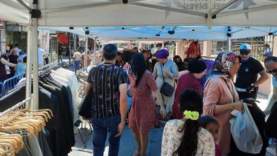 Belediyenin yardım standı tıklım tıklım doldu. İşte Türkiye’nin acı tablosu
