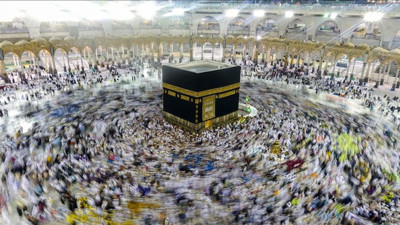 Güney Afrikalı hacı adayı, 3 yıl yürüyerek Mekke'ye vardı