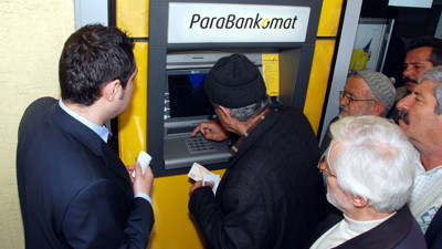 Memur ve memur emeklilerinin zamlı maaşları yarın yatıyor