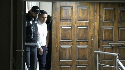 Son dakika... CHP'li Menderes Belediye Başkanı görevden uzaklaştırıldı