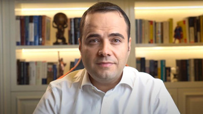 Özgür Demirtaş AKP'nin herkesten sakladığı ama bütün dünyanın bildiği listeyi paylaştı