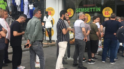 İstanbul'da ucuz baklava kuyruğu