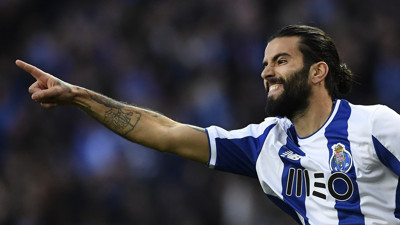 Galatasaray, Sergio Oliveira'yı açıkladı