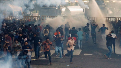 Protestocular hükümet konağını bastı. Sri Lanka lideri zor kaçtı