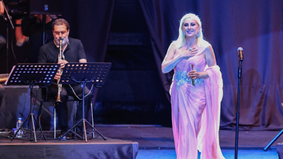 Sanatçı Muazzez Ersoy Kuruçeşme'de