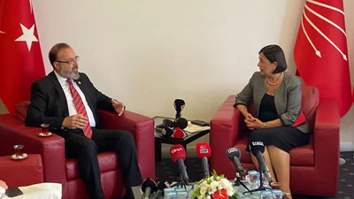 AKP-CHP bayramlaşmasında tartışma çıktı