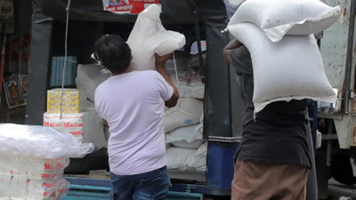 Sri Lanka'da 2-3 gün içinde fırın rafları boşalacak. 'Gıda kıtlığı' felaketi