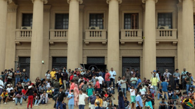 Sri Lanka'da gösteriler devam ediyor