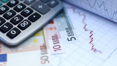 Son dakika… Dolar/Euro paritesi 20 yıl sonra 1’in altına düştü