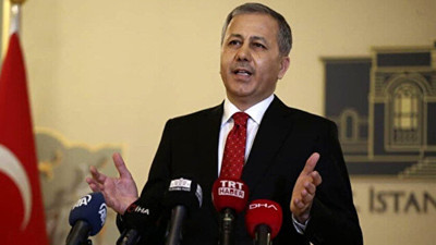 Vali Yerlikaya paylaşıp sildi: 15 Temmuz videosunda İmamoğlu mitinginden görüntüler yer aldı