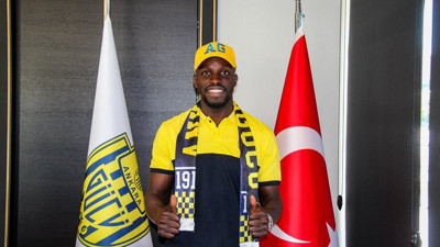 Ankaragücü'ne süper forvet: Ali Sowe'yi transfer etti