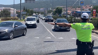 Muğla'da tatil trafiği. Bayram tatilinden dönüşler başladı Muğla kilitlendi
