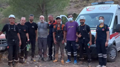 Yürüyüşe çıktığı dağda mahsur kaldı, 5 saat sonra kurtarıldı