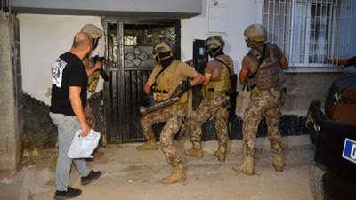 Adana'da IŞİD’e şafak operasyonu: 5 gözaltı