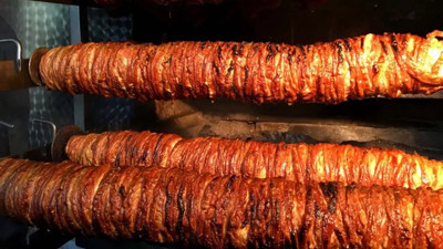 Yunanlılar şimdi de kokoreçi çaldılar. Bir de isim taktılar