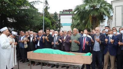 Bakan Soylu silahlı saldırıda hayatını kaybeden kuzeninin cenazesine katılamadı